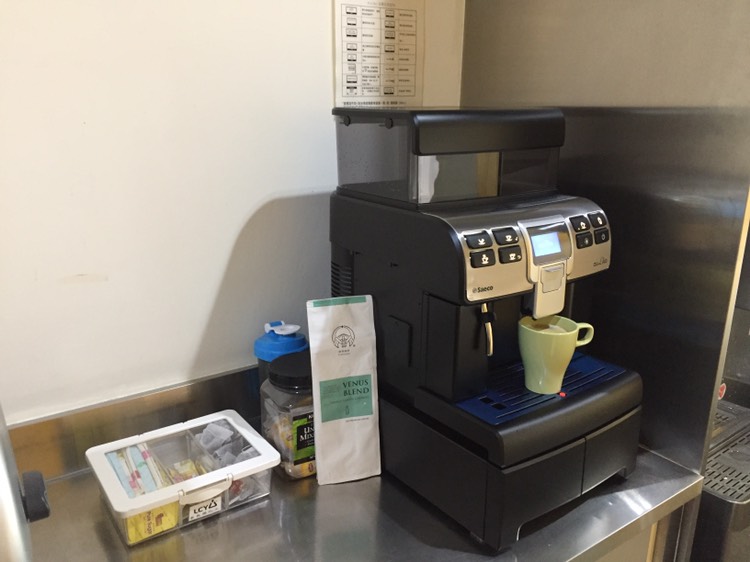 李長榮化工 辦公室 Aulika 全自動咖啡機 茶水間 租咖啡機 租賃