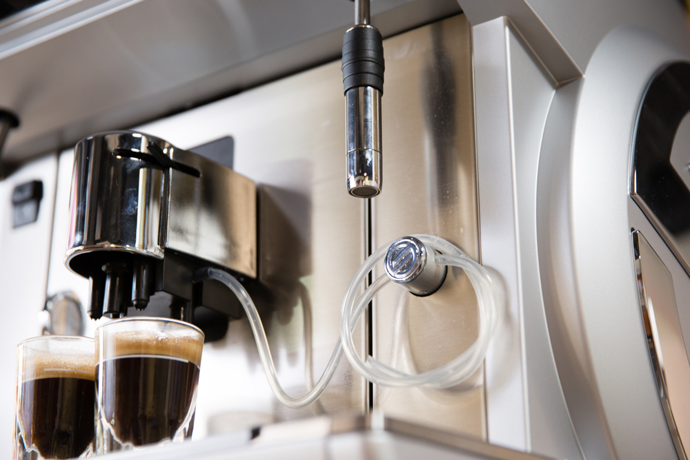 IDEA Cappuccino全自動咖啡機 出熱水口、自動抽牛奶 one touch