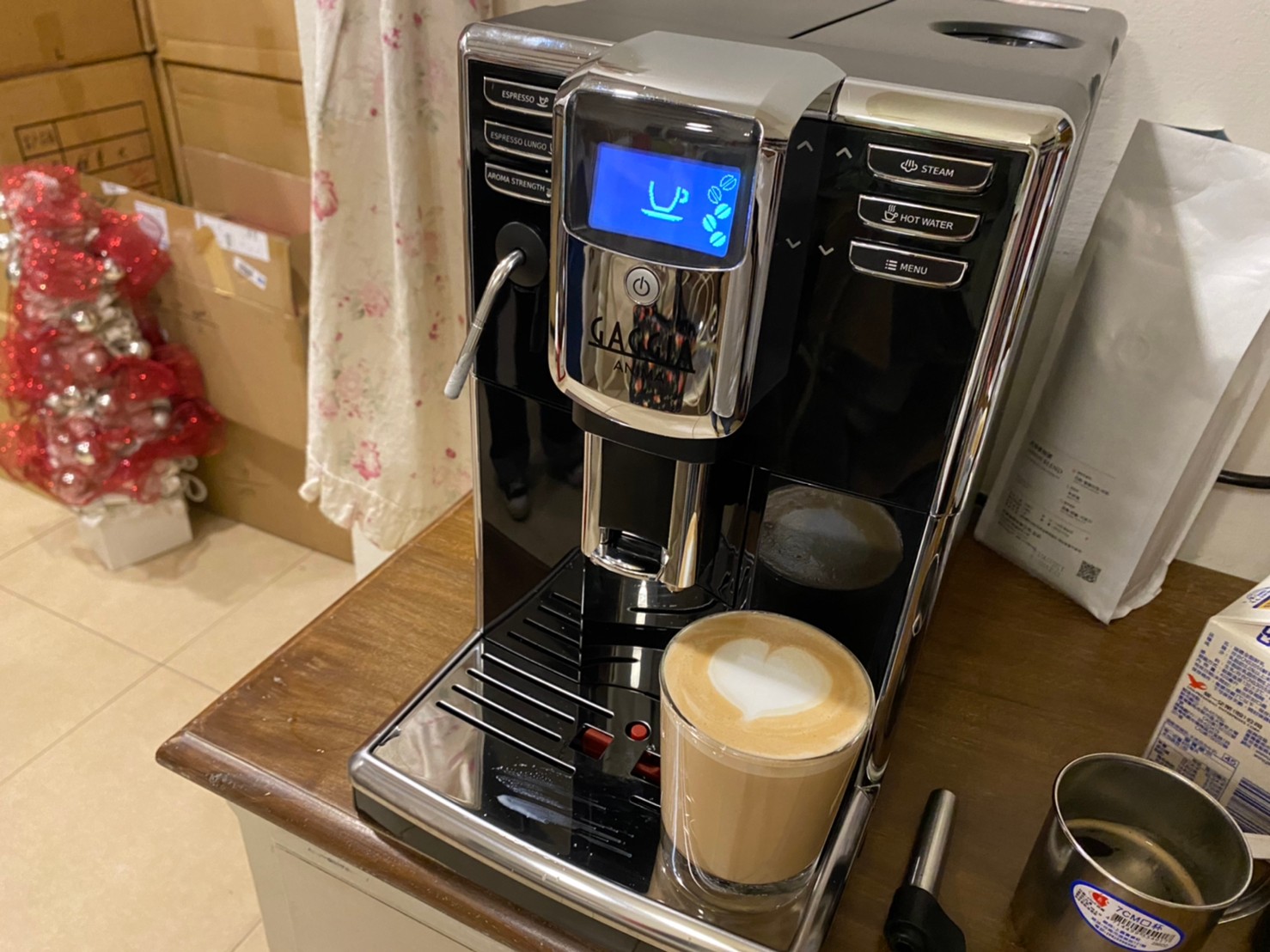 絲皇精品服飾 全自動咖啡機 一鍵出咖啡 咖啡拉花 高雄 台南 台中
